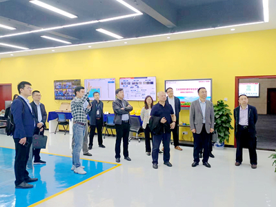 數(shù)字文創(chuàng)賦能，共筑湘江實(shí)驗(yàn)室新篇章——何繼善、范國濱院士一行蒞臨我校共商發(fā)展大計(jì)